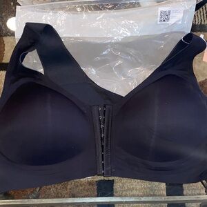 LUNA HUG SEAMLESS  Black White or Cream Front-Closure Bra 5XL support back